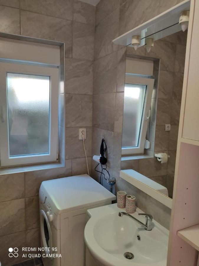 Apartmani Iva Sveti Juraj Eksteriør bilde
